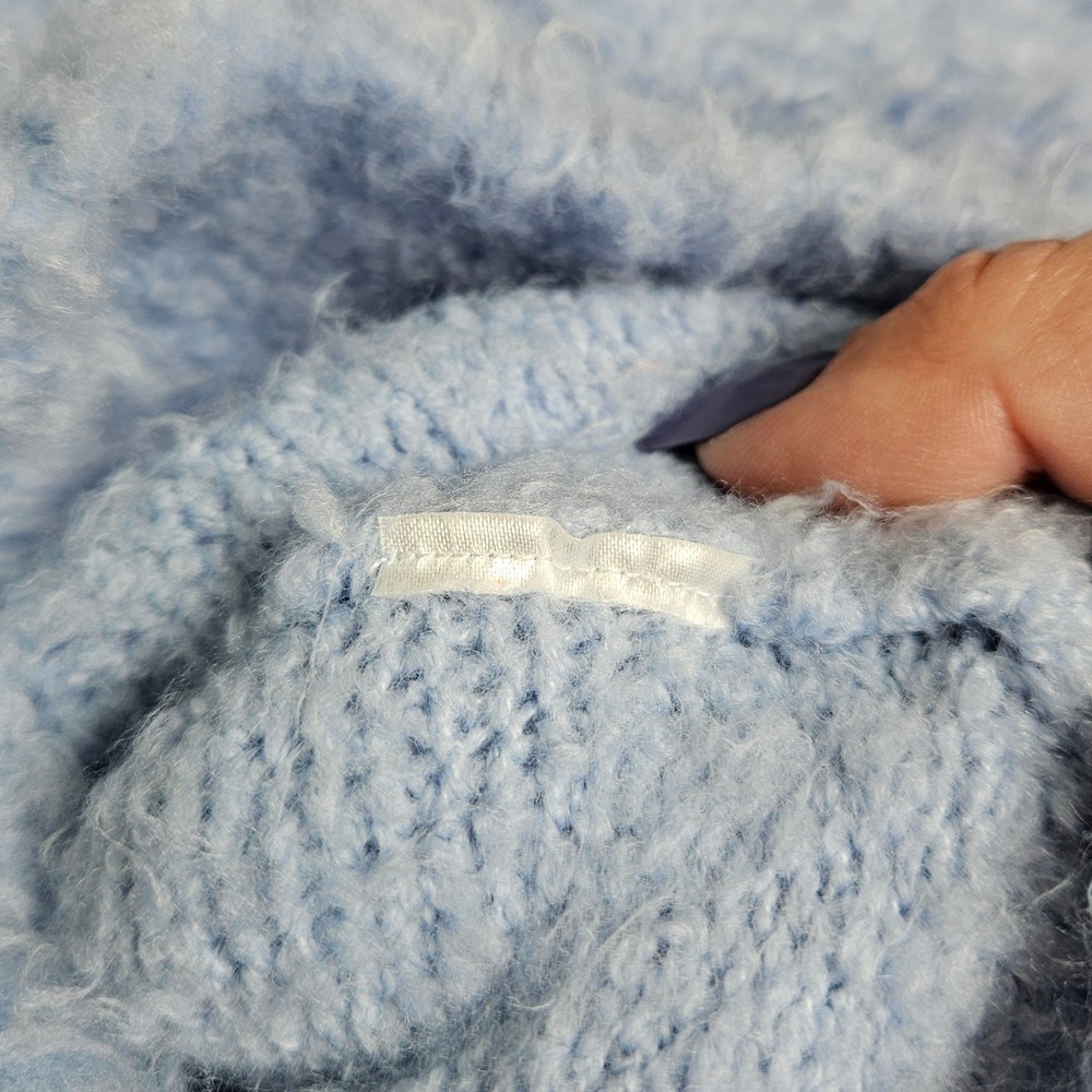 Oversized Pilcro Light Blue Fuzzy Cropped Cardigan Sweater (XXS) Size Large - Picture 6 of 7